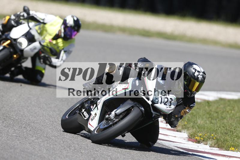 /Archiv-2025/48 25.08.2025 Cornu Master School ADR/rot-rouge/123